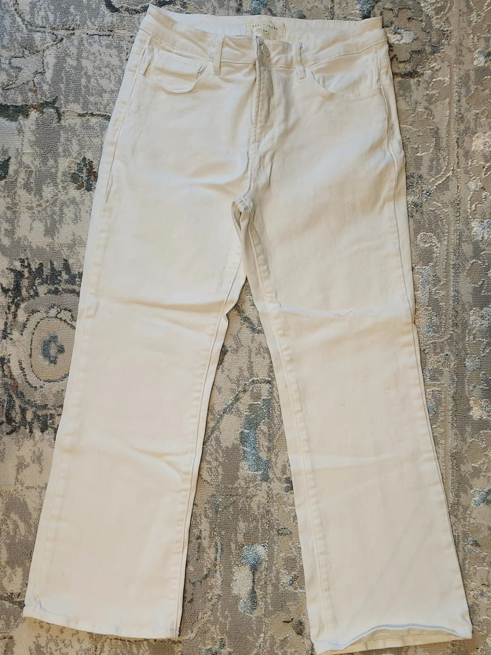 Women's White Ankle-Length Straight Jeans- Risen Jeans
